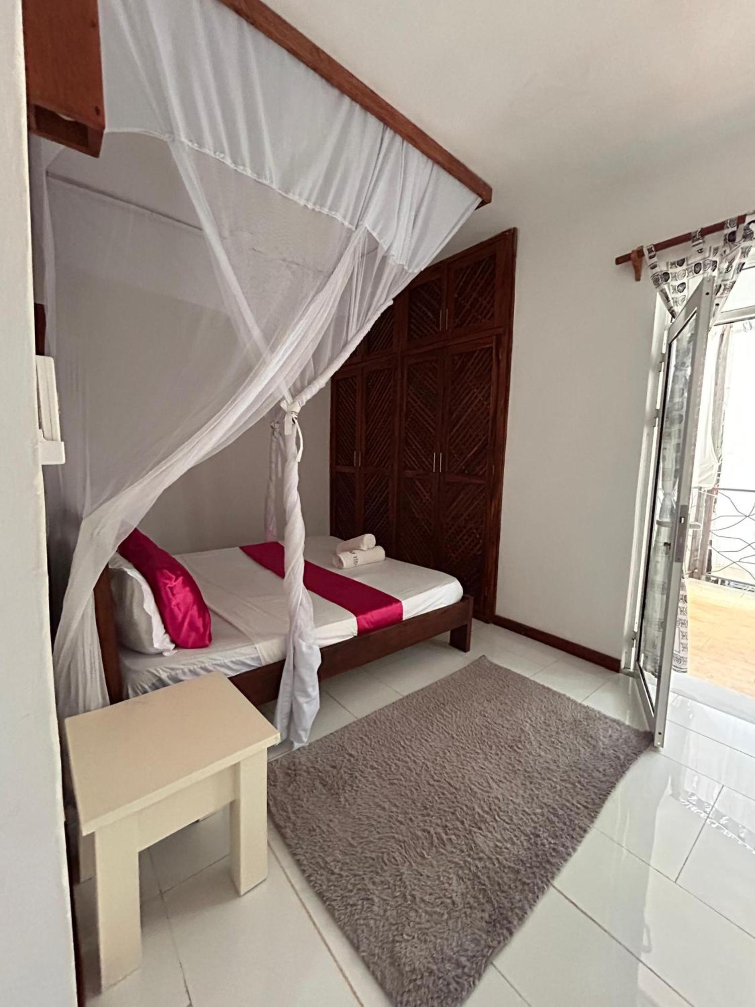 Aqua Resort Diani Beach Exterior photo